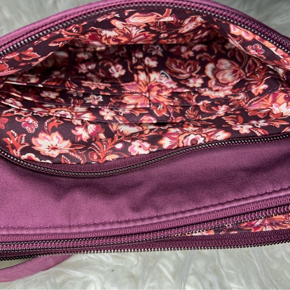 Vera Bradley small  maroon crossbody bag - Picture 6 of 6